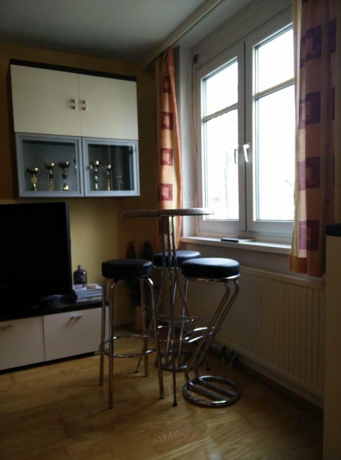 2 Room Apartment Near Schonbrunn Vienna Exterior photo
